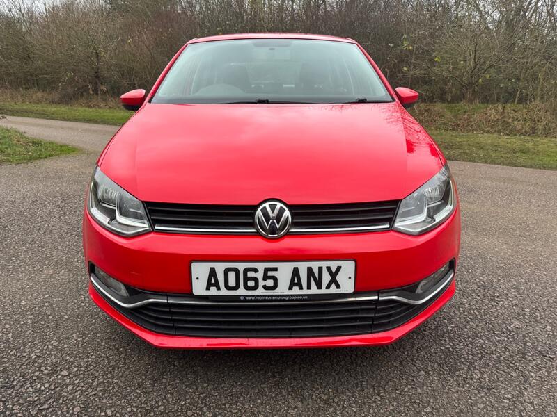 VOLKSWAGEN POLO