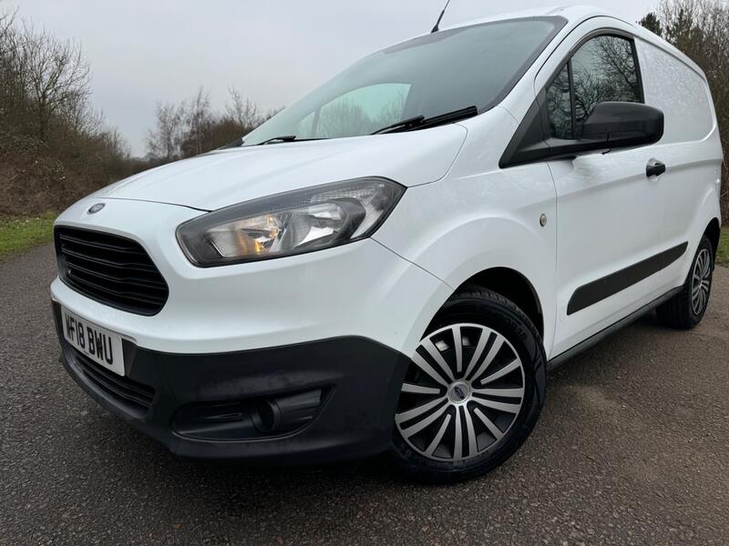 FORD TRANSIT COURIER