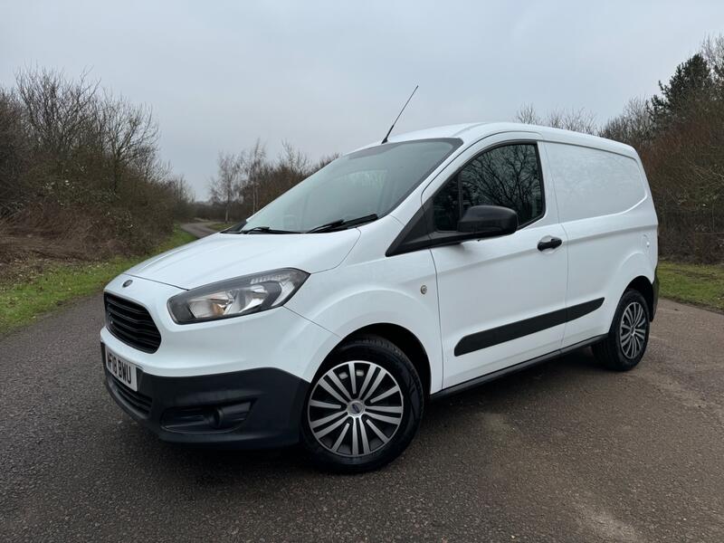 FORD TRANSIT COURIER