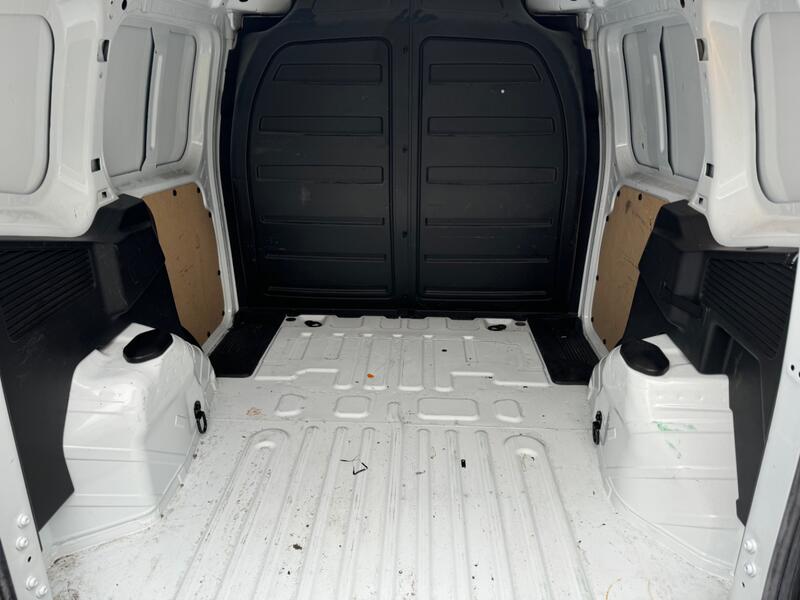 FORD TRANSIT COURIER