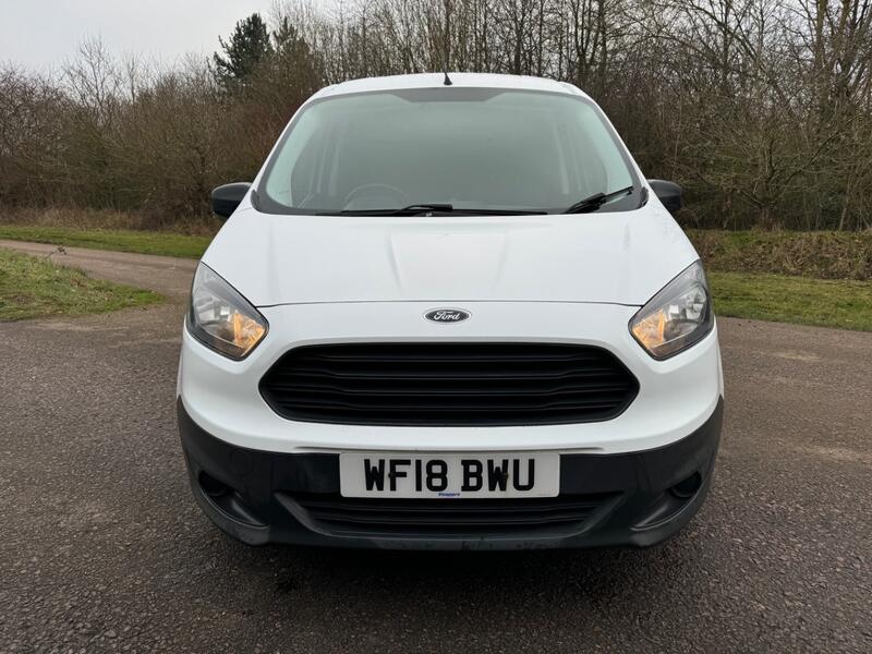 FORD TRANSIT COURIER