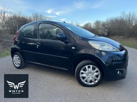 PEUGEOT 107 1.0 12V Active