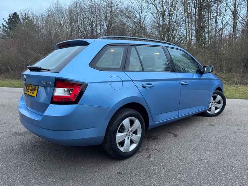 SKODA FABIA