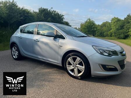 VAUXHALL ASTRA 1.4 T 16v SRi