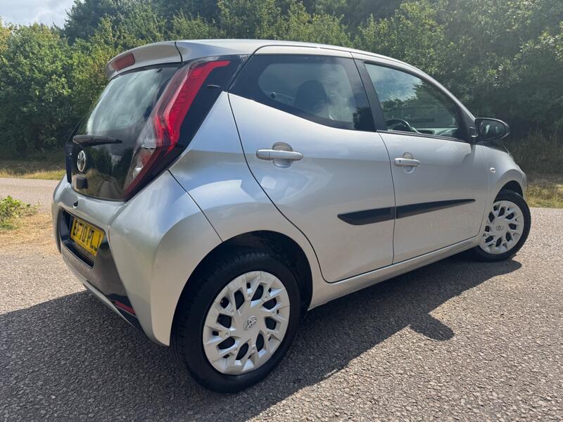 TOYOTA AYGO