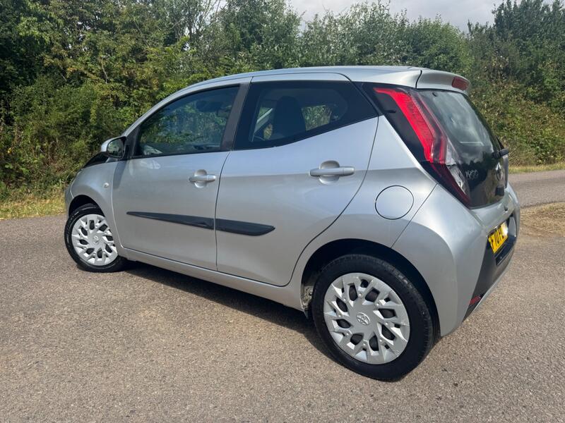 TOYOTA AYGO