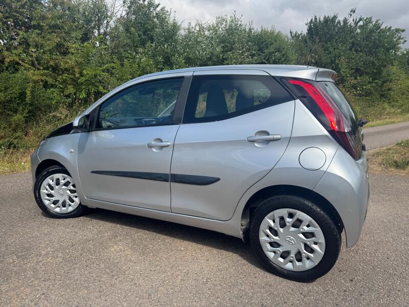 TOYOTA AYGO
