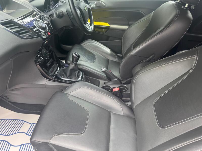 FORD FIESTA