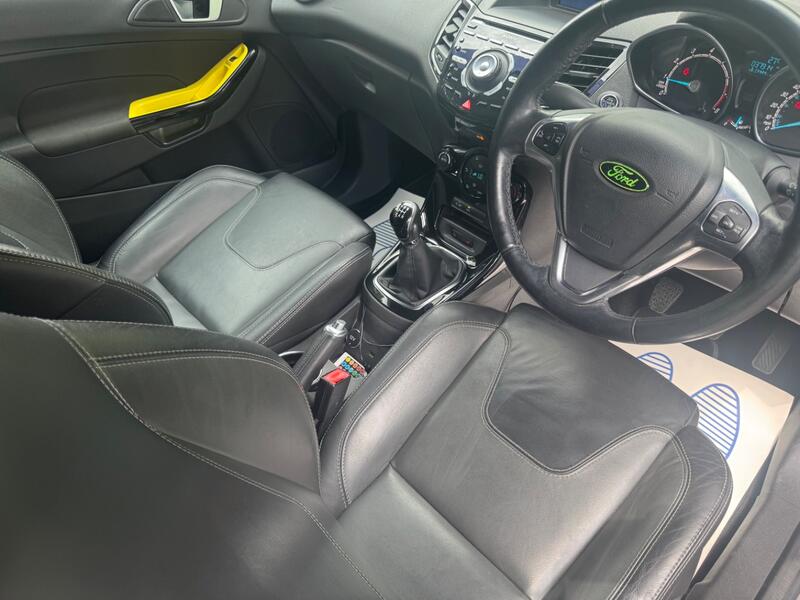FORD FIESTA