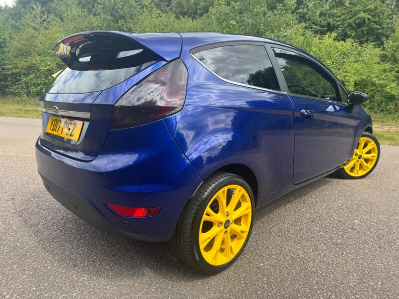 FORD FIESTA